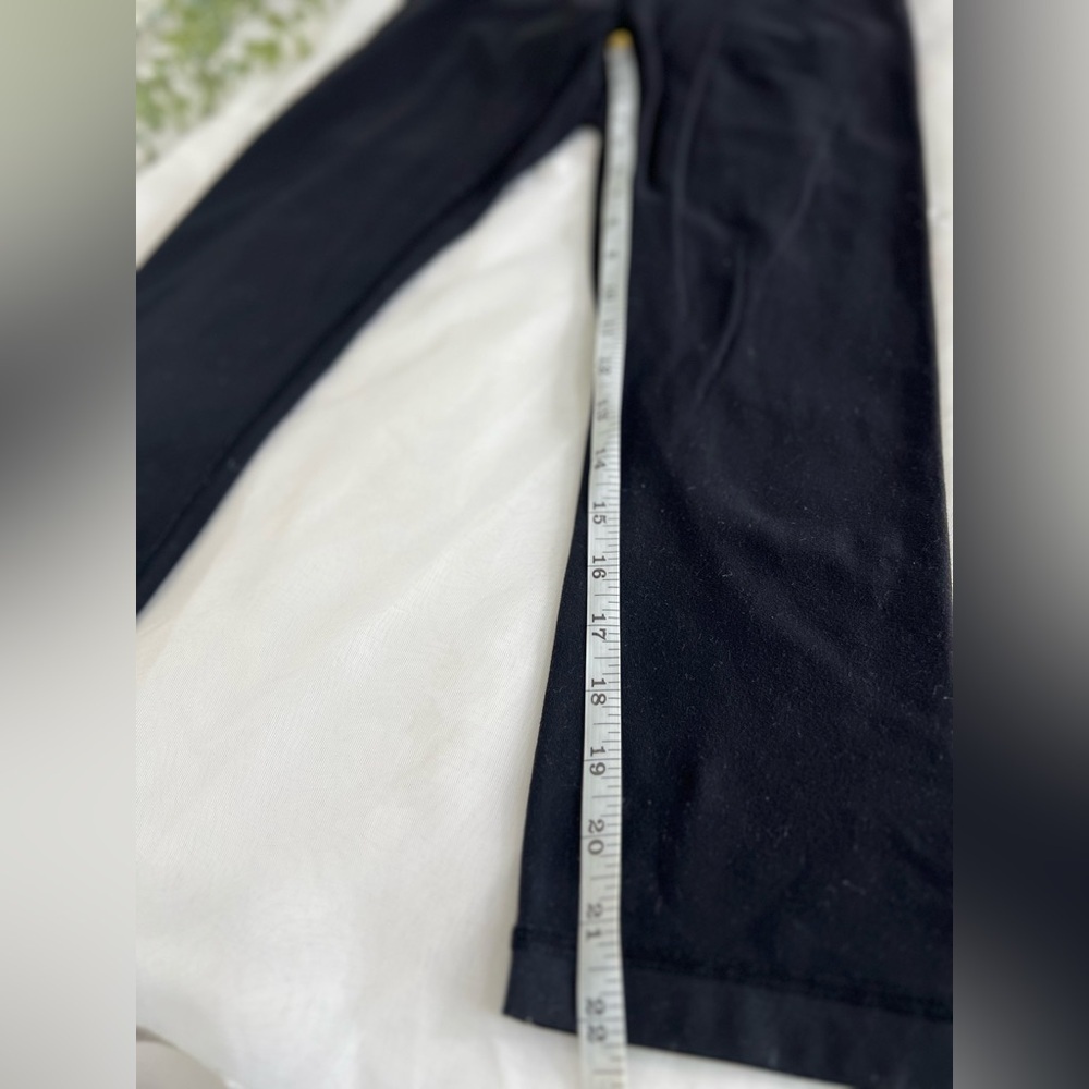 Lululemon Wunder Under Hi-Rise 7/8 Tight Black Size 4 - Picture 8 of 9
